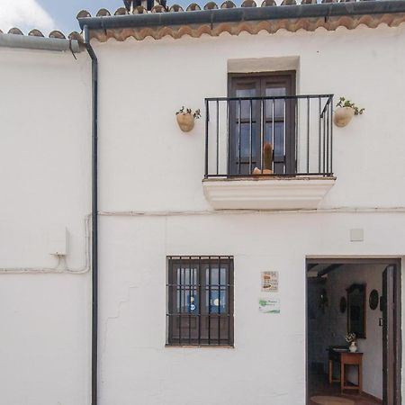 Cozy Home In Zahara De La Sierra With Kitchen 外观 照片