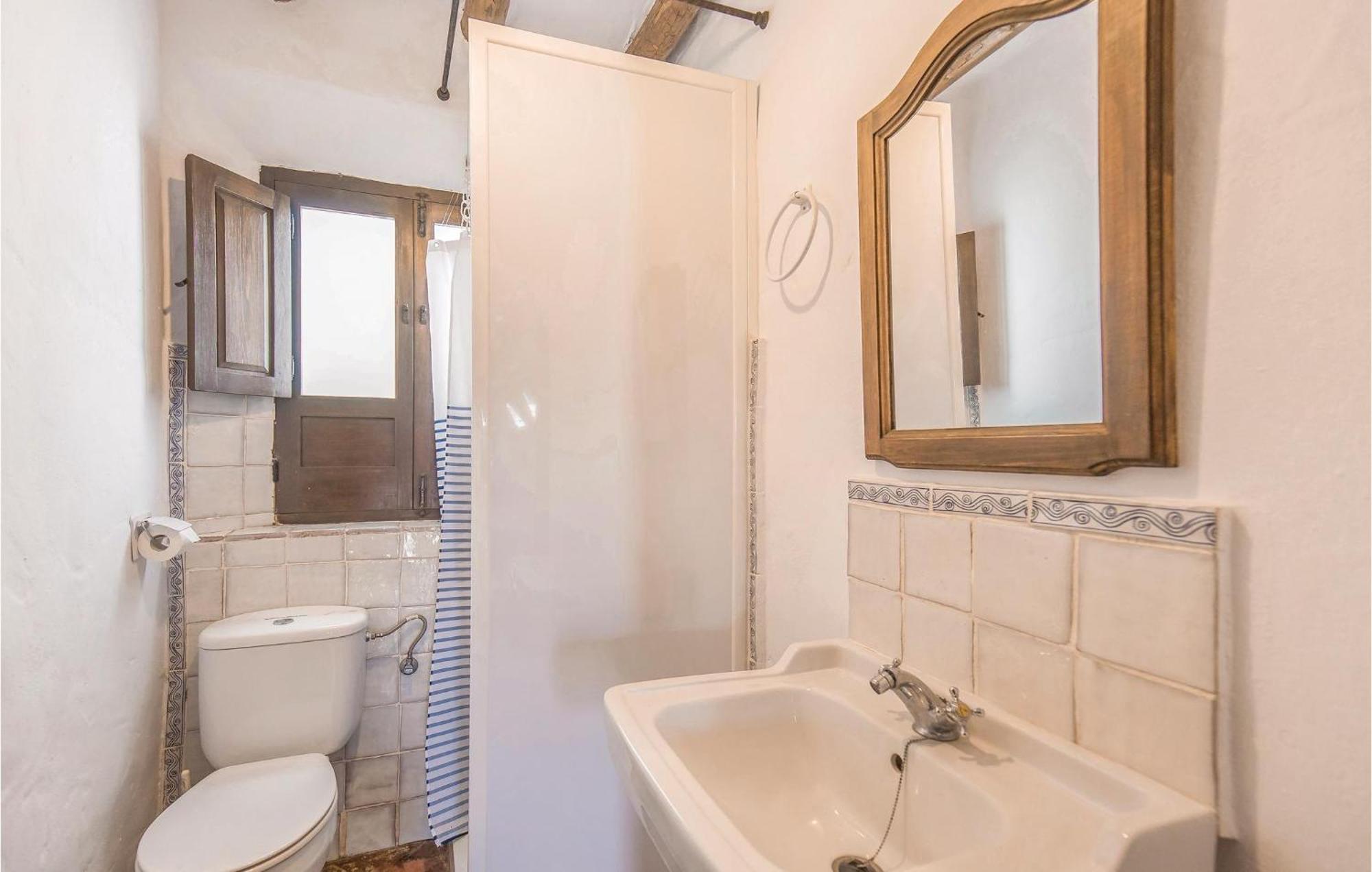 Cozy Home In Zahara De La Sierra With Kitchen 外观 照片