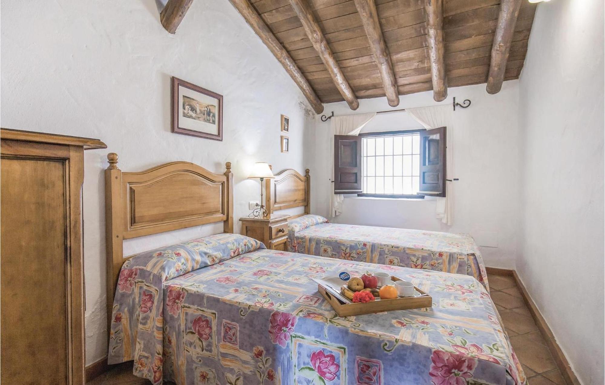 Cozy Home In Zahara De La Sierra With Kitchen 外观 照片